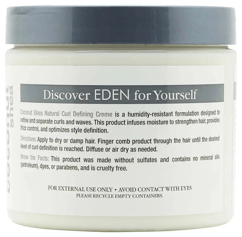 Eden BodyWorks Coconut Shea Natural Curl Defining Cream - Natural Crown Beauty - Vue arrière de la bouteille avec la liste des ingrédients et les instructions d'utilisation.